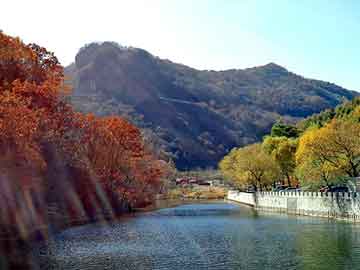 澳门二四六天天彩图库，校园风流邪神叶星辰